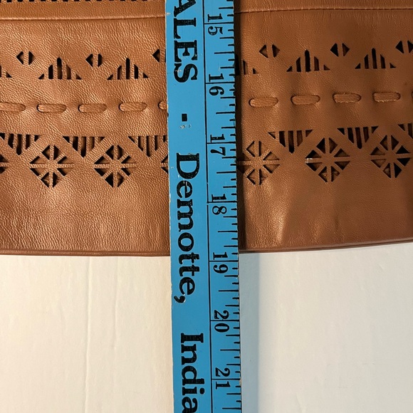 White House Black Market‎ Leather Skirt Size 4 Laser Cut Artisan Boho Western - Picture 7 of 12